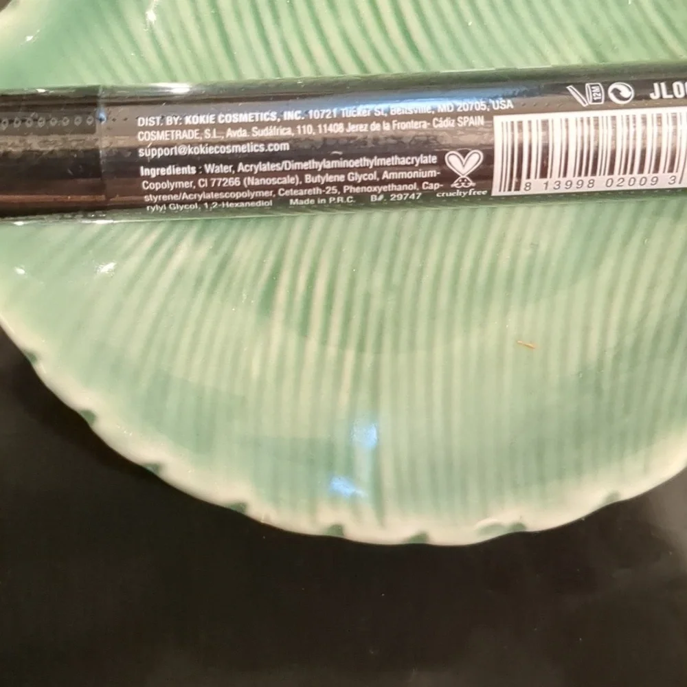 Jumbo Liquid Liner